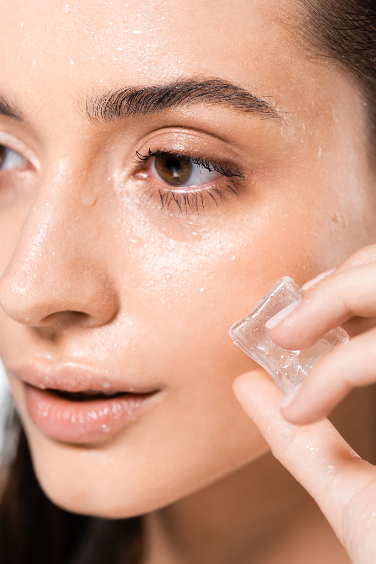 Heat causes skin aging. Here’s what to do to prevent&nbsp;it.